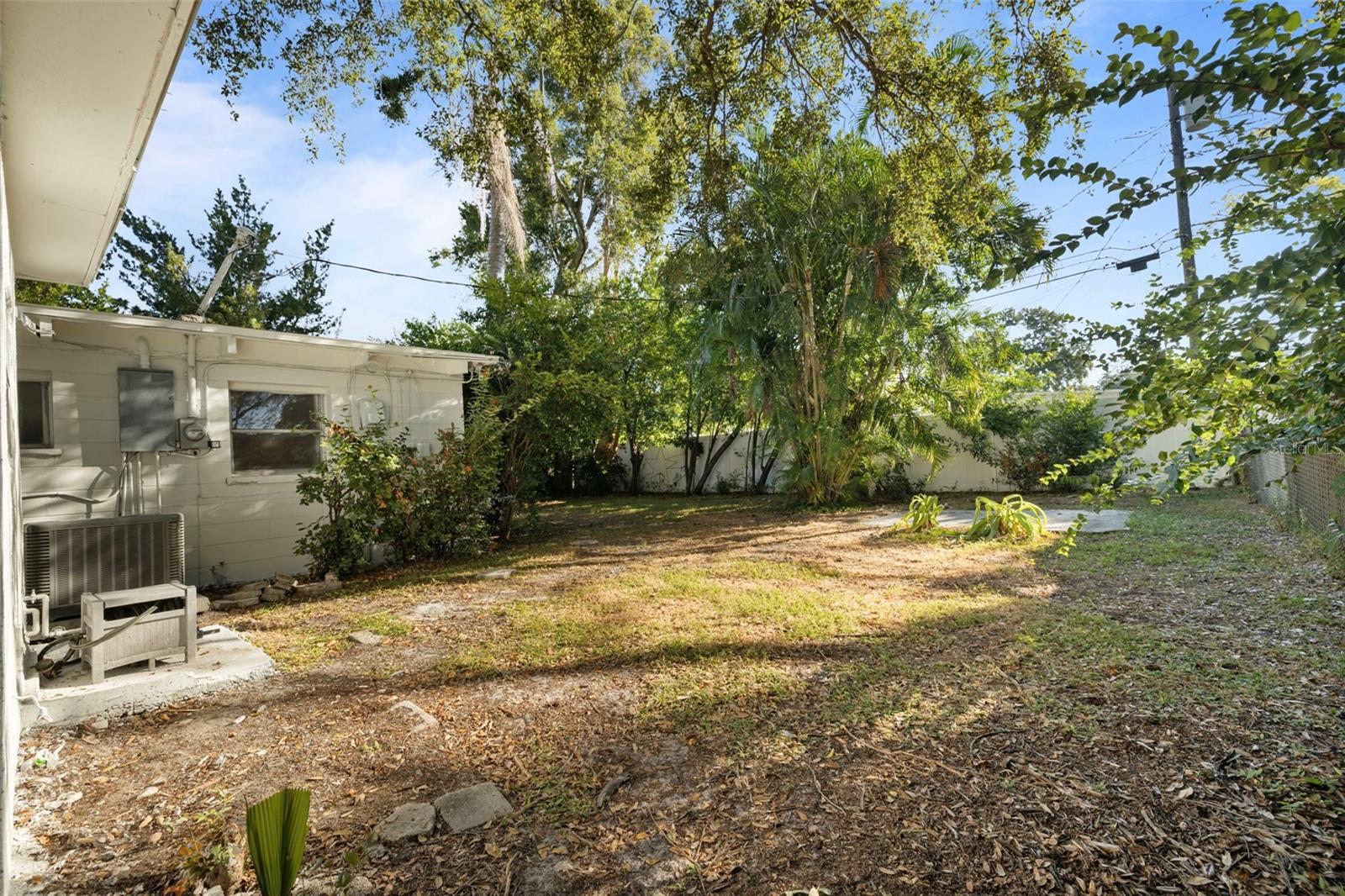 Image 19 of 21 For 1511 Lynn Avenue