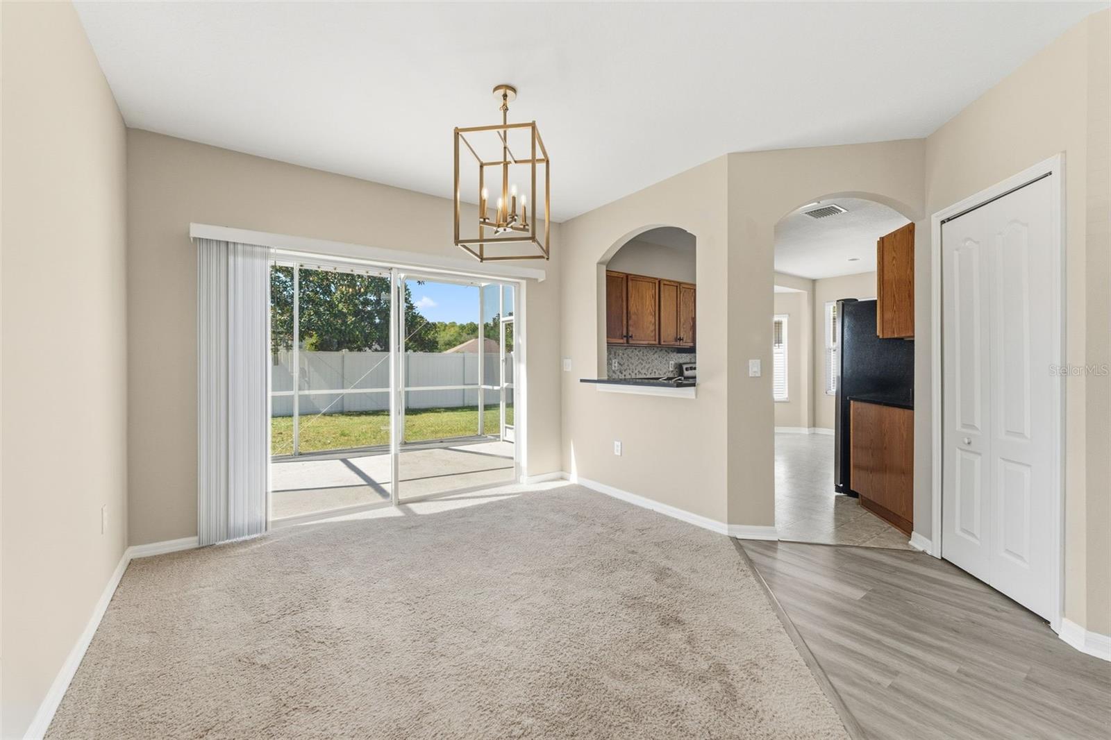 Image 10 of 40 For 10238 Perthshire Circle