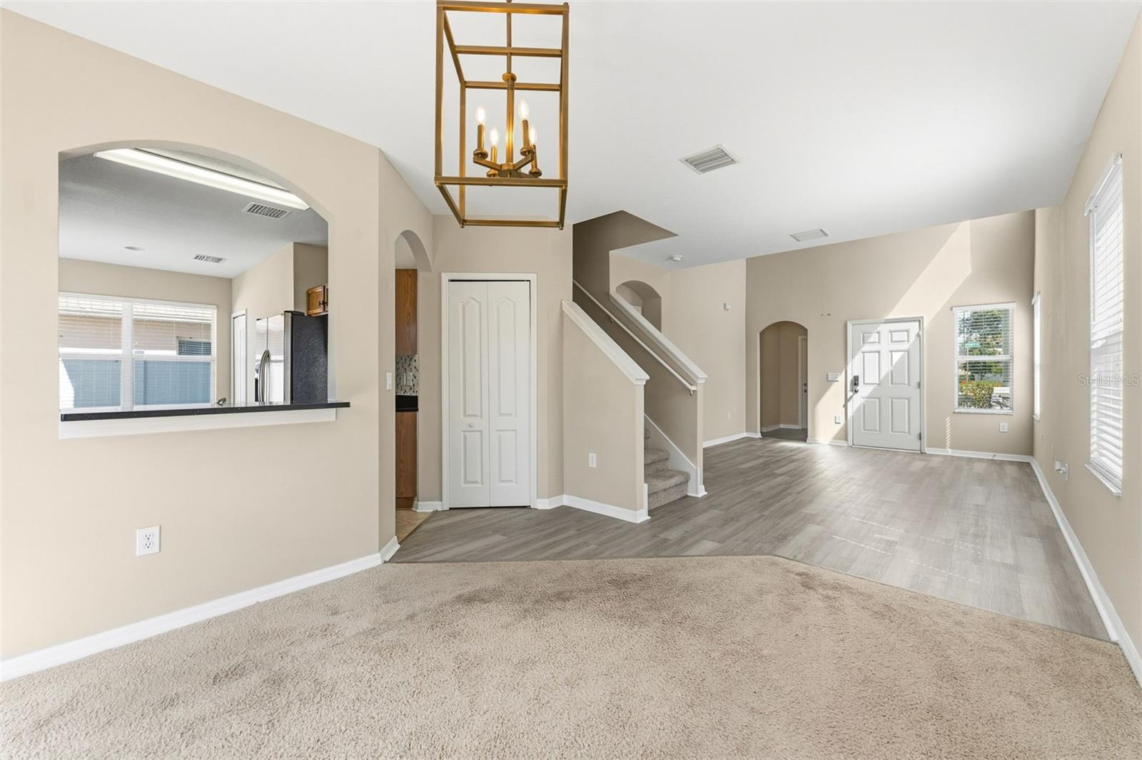 Image 11 of 40 For 10238 Perthshire Circle