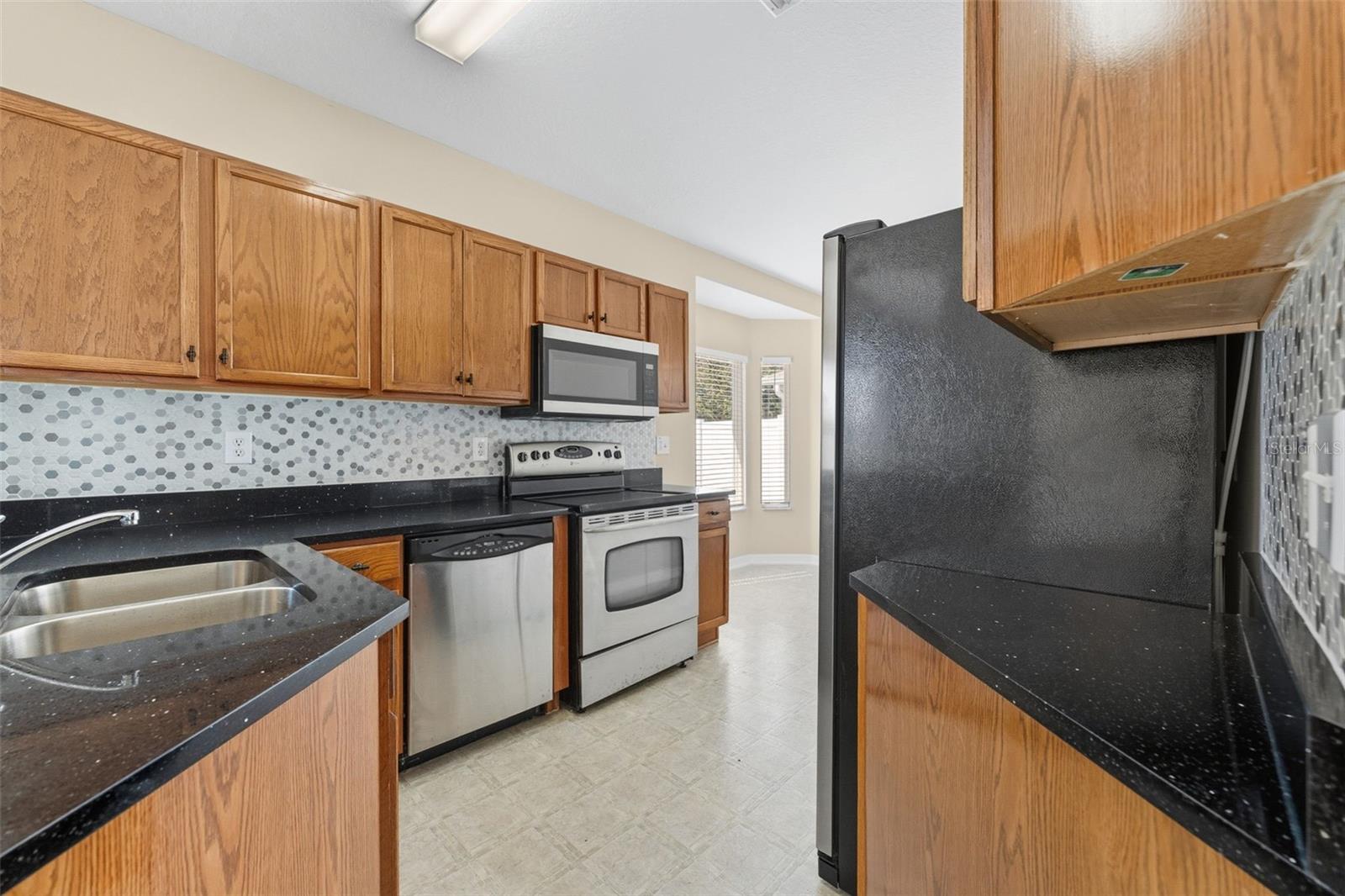 Image 13 of 40 For 10238 Perthshire Circle