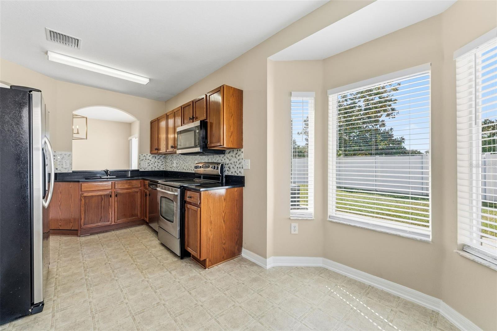 Image 15 of 40 For 10238 Perthshire Circle