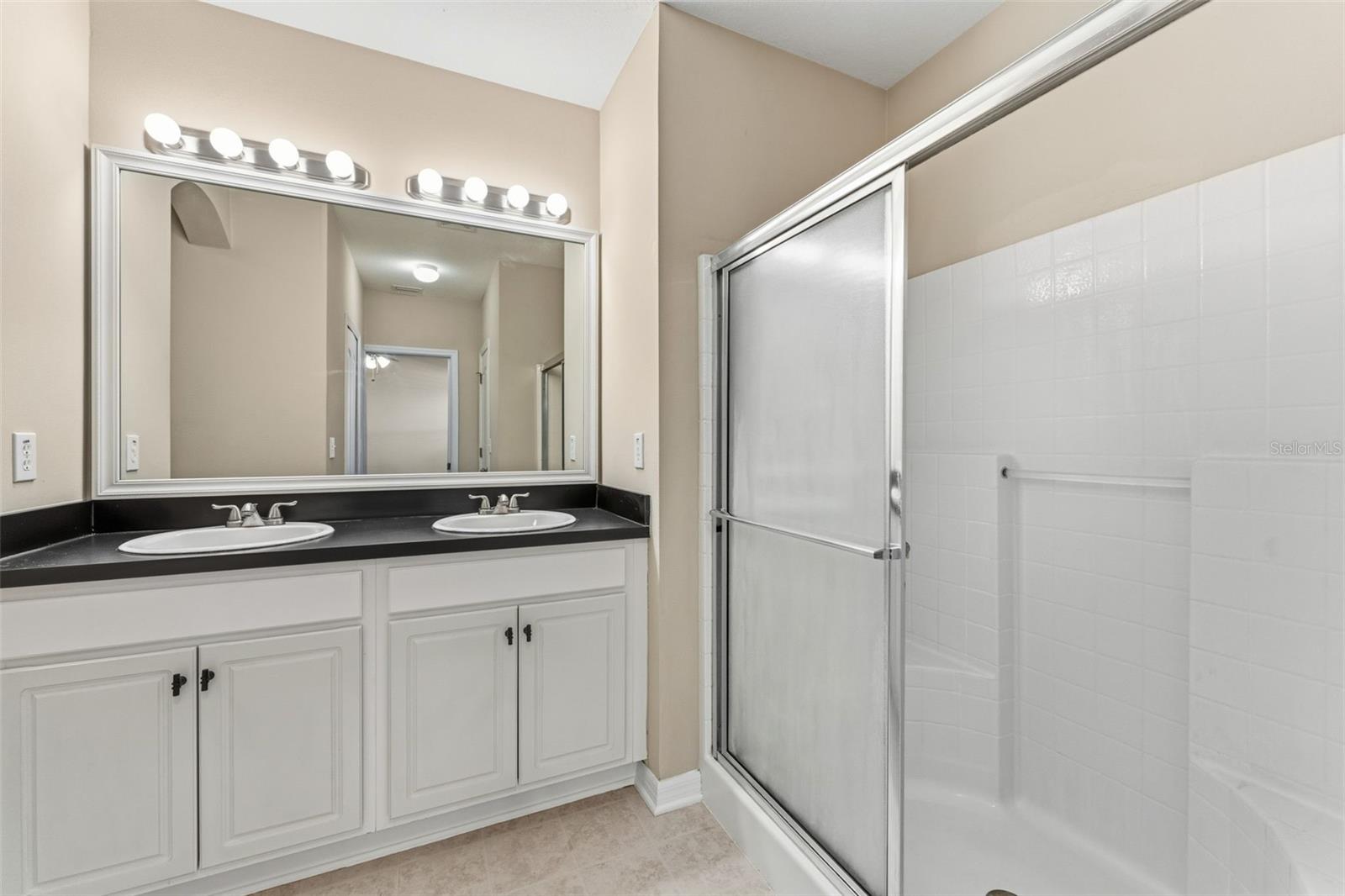 Image 20 of 40 For 10238 Perthshire Circle