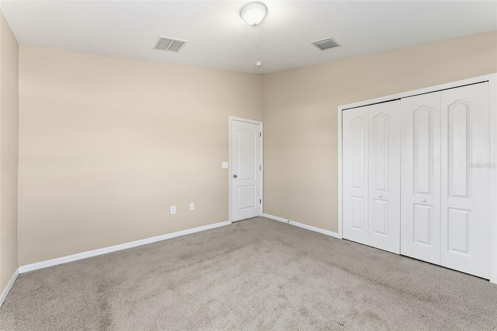 Image 23 of 40 For 10238 Perthshire Circle