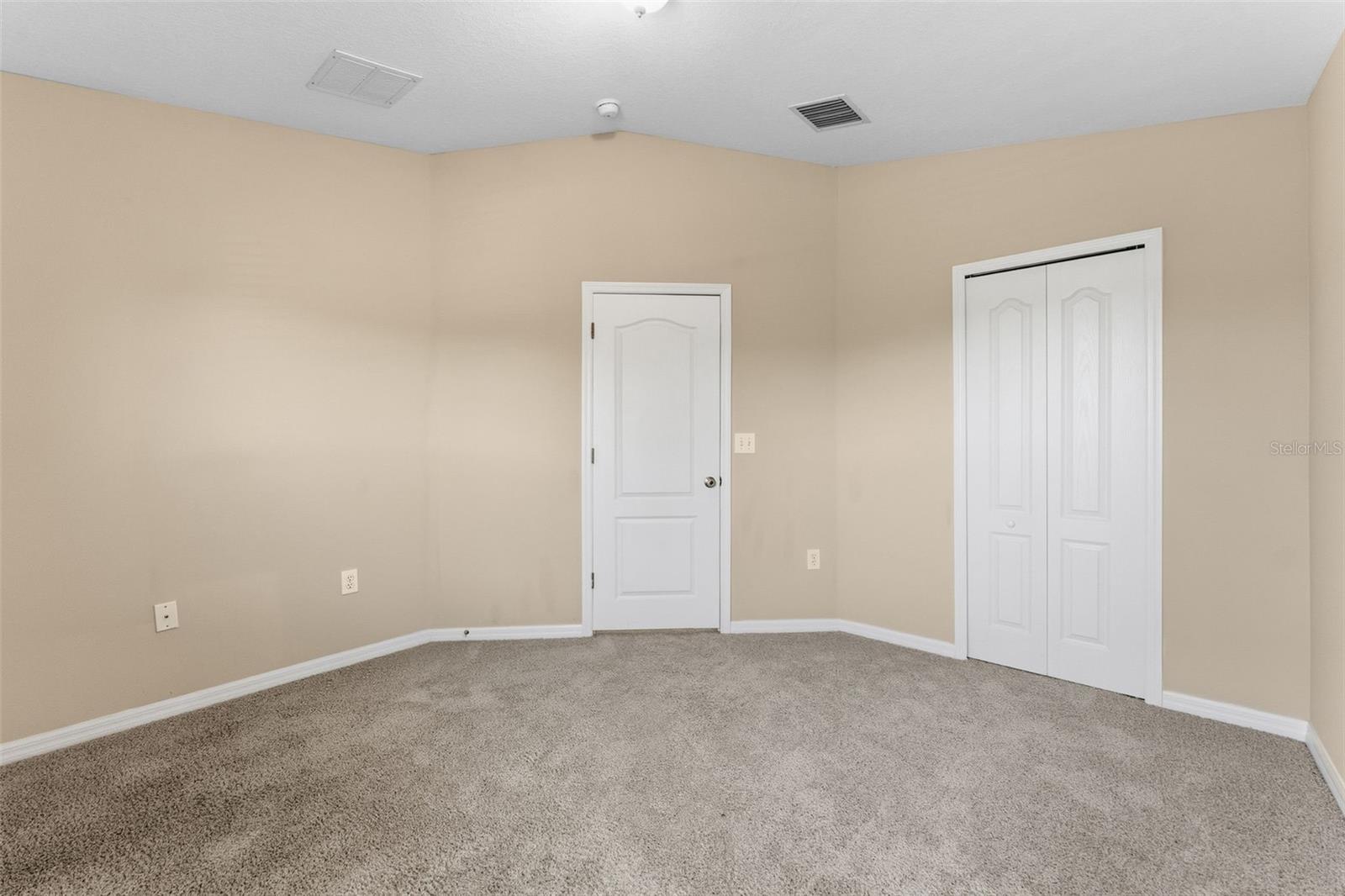 Image 25 of 40 For 10238 Perthshire Circle