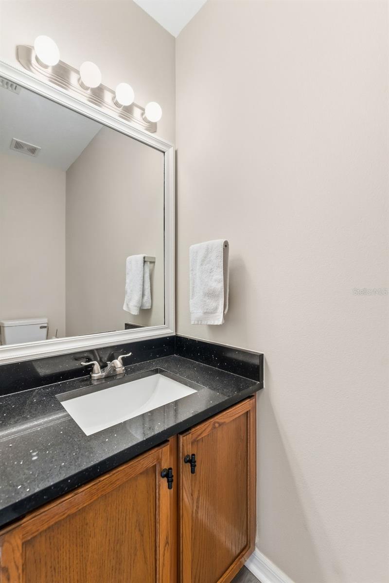 Image 29 of 40 For 10238 Perthshire Circle