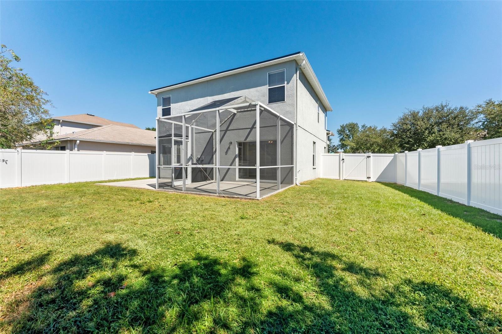 Image 34 of 40 For 10238 Perthshire Circle