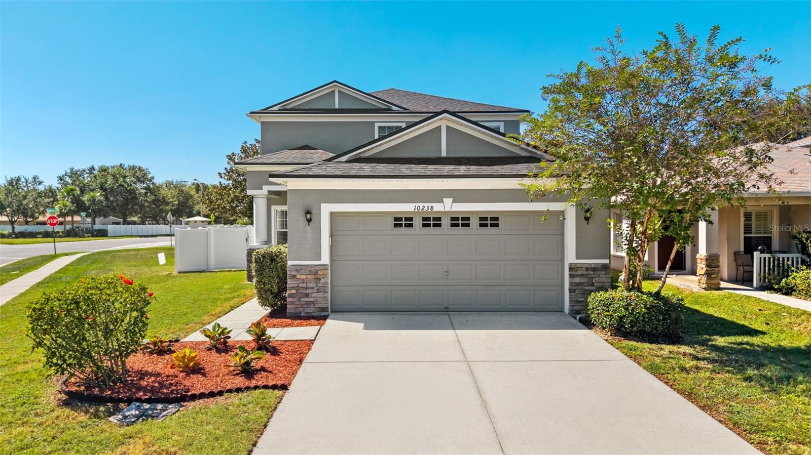 Image 36 of 40 For 10238 Perthshire Circle