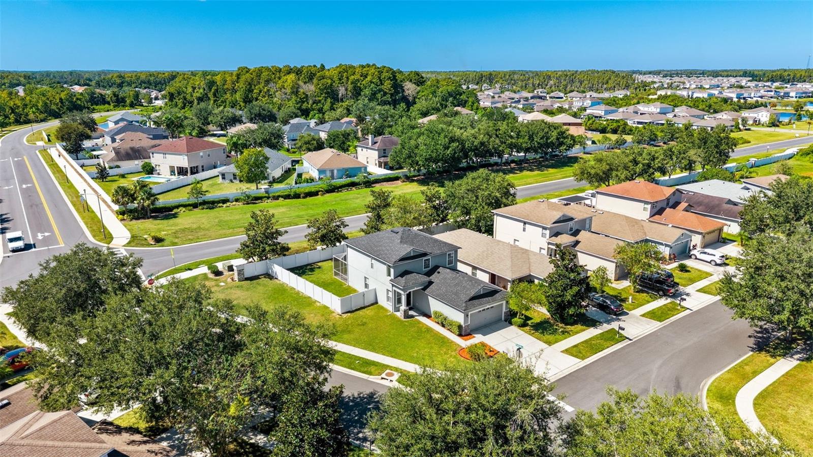 Image 37 of 40 For 10238 Perthshire Circle