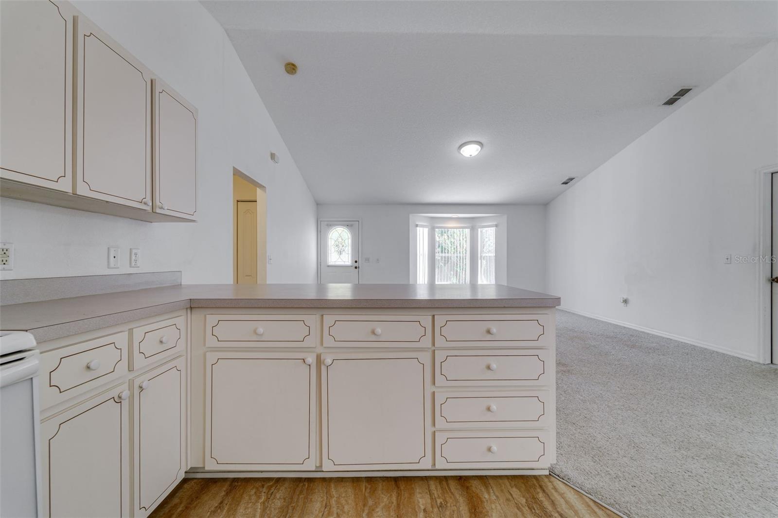 Image 12 of 37 For 729 Longfellow Terrace