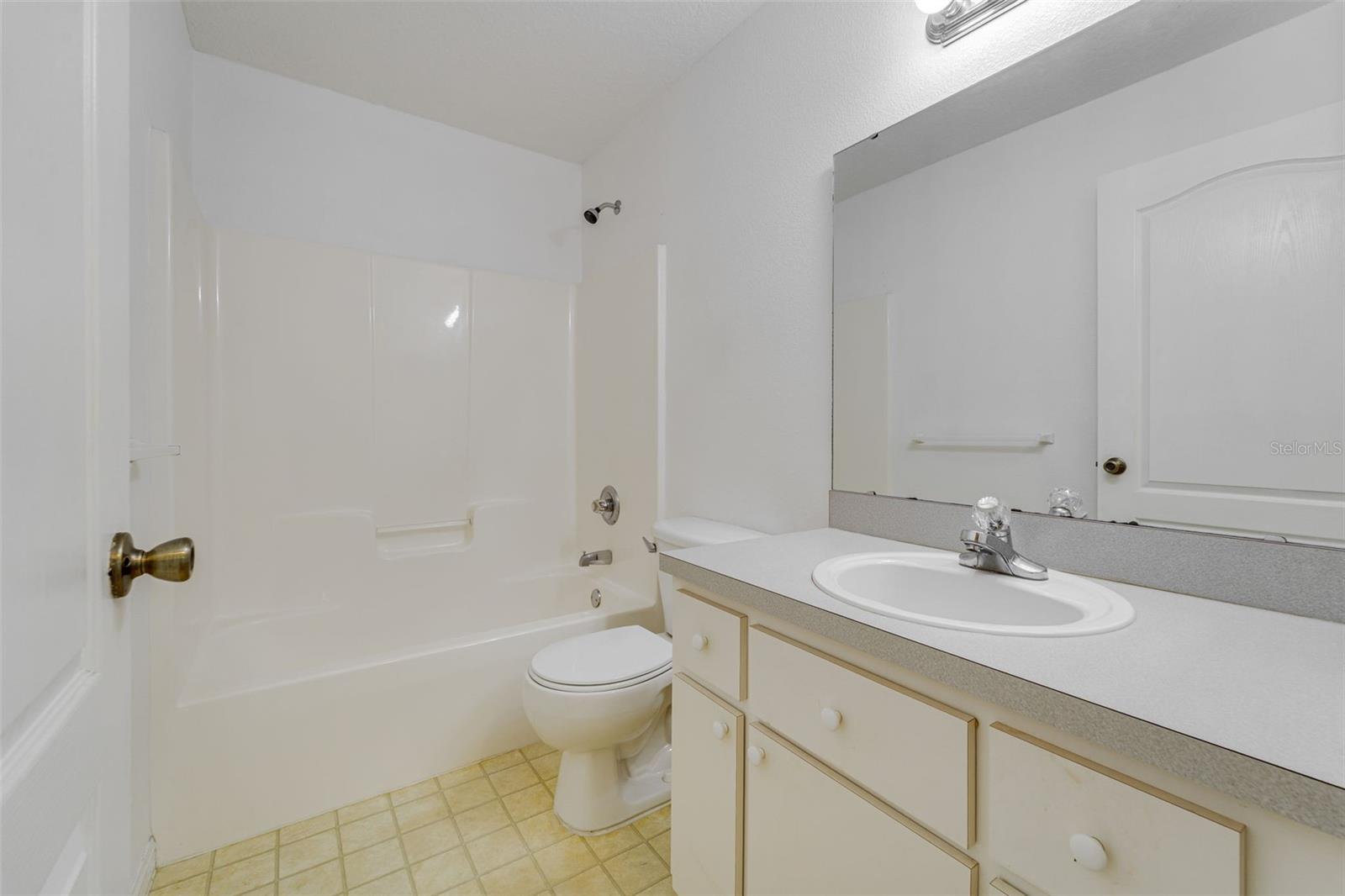 Image 14 of 37 For 729 Longfellow Terrace