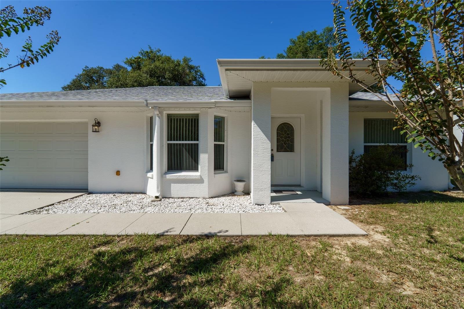 Image 2 of 37 For 729 Longfellow Terrace