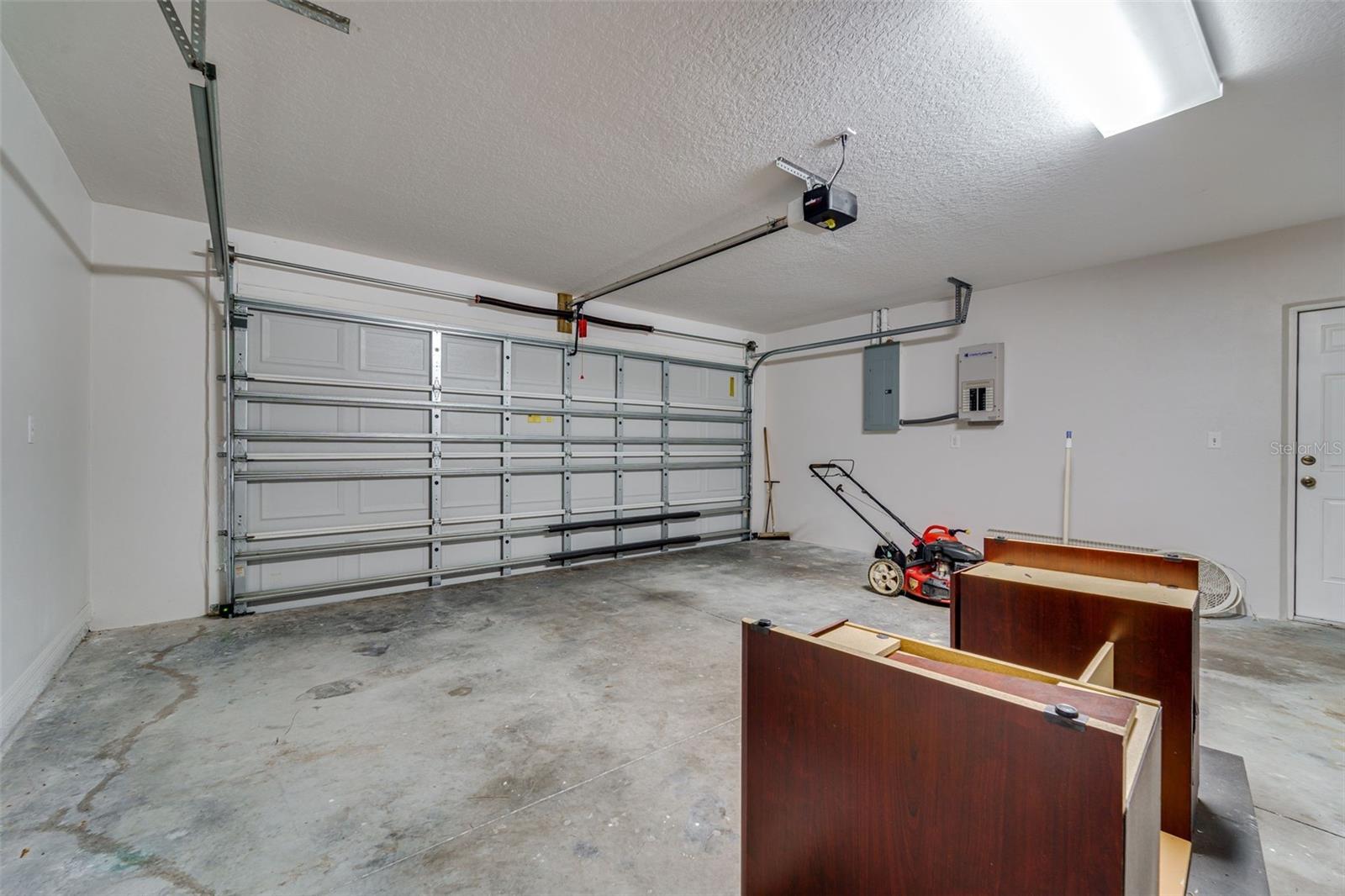 Image 34 of 37 For 729 Longfellow Terrace