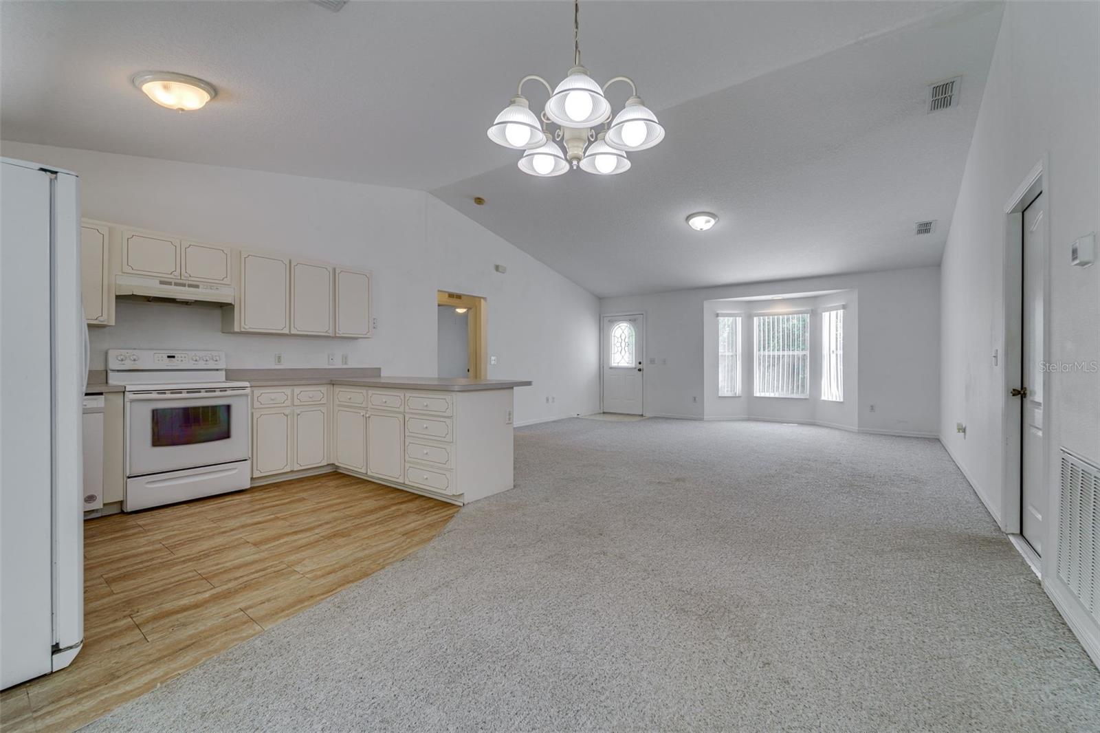 Image 9 of 37 For 729 Longfellow Terrace