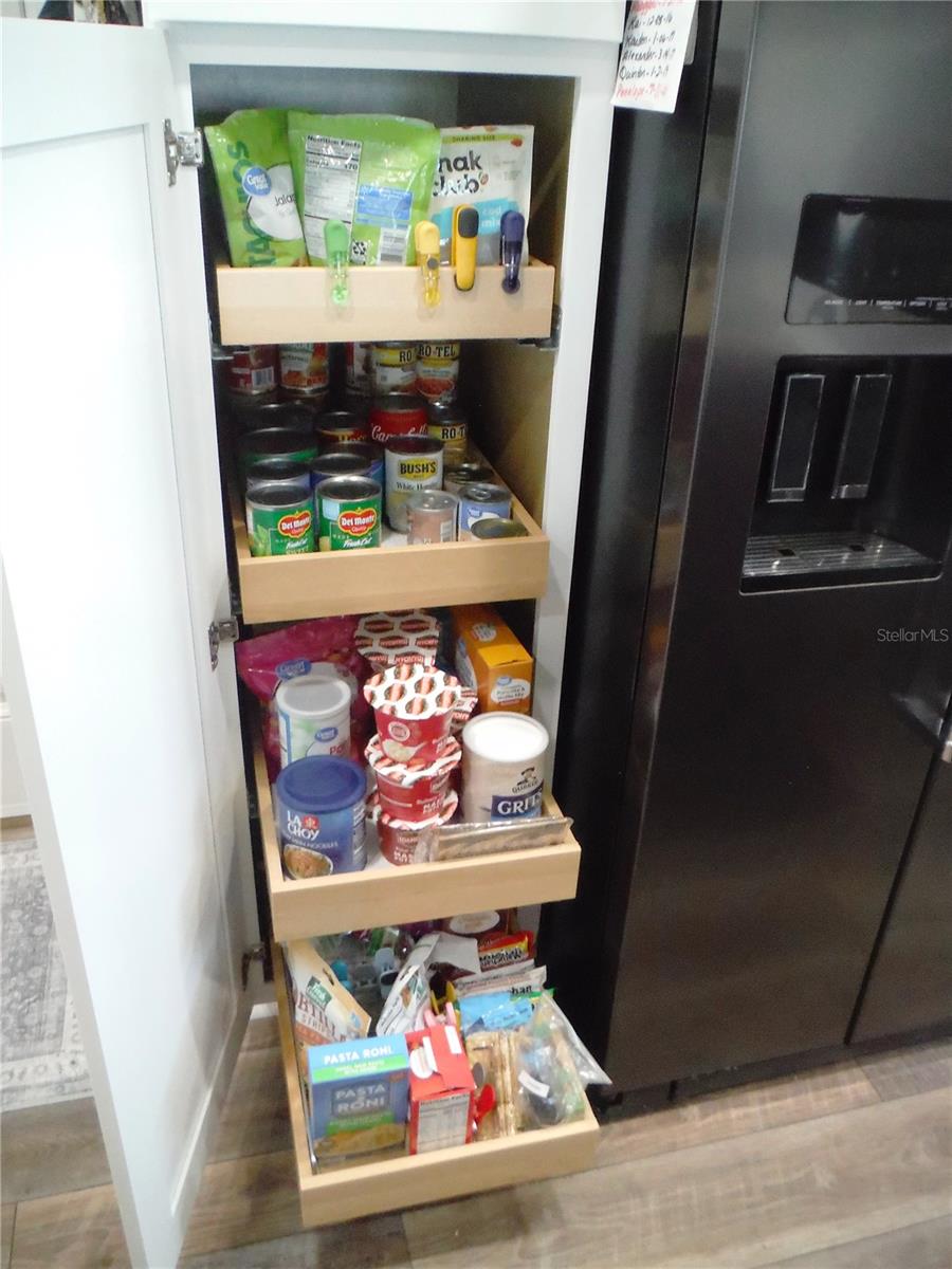 Image 12 of 55 For 168 Pinewood Terrace 104