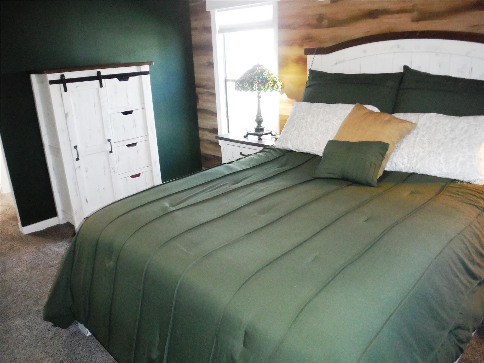 Image 27 of 55 For 168 Pinewood Terrace 104