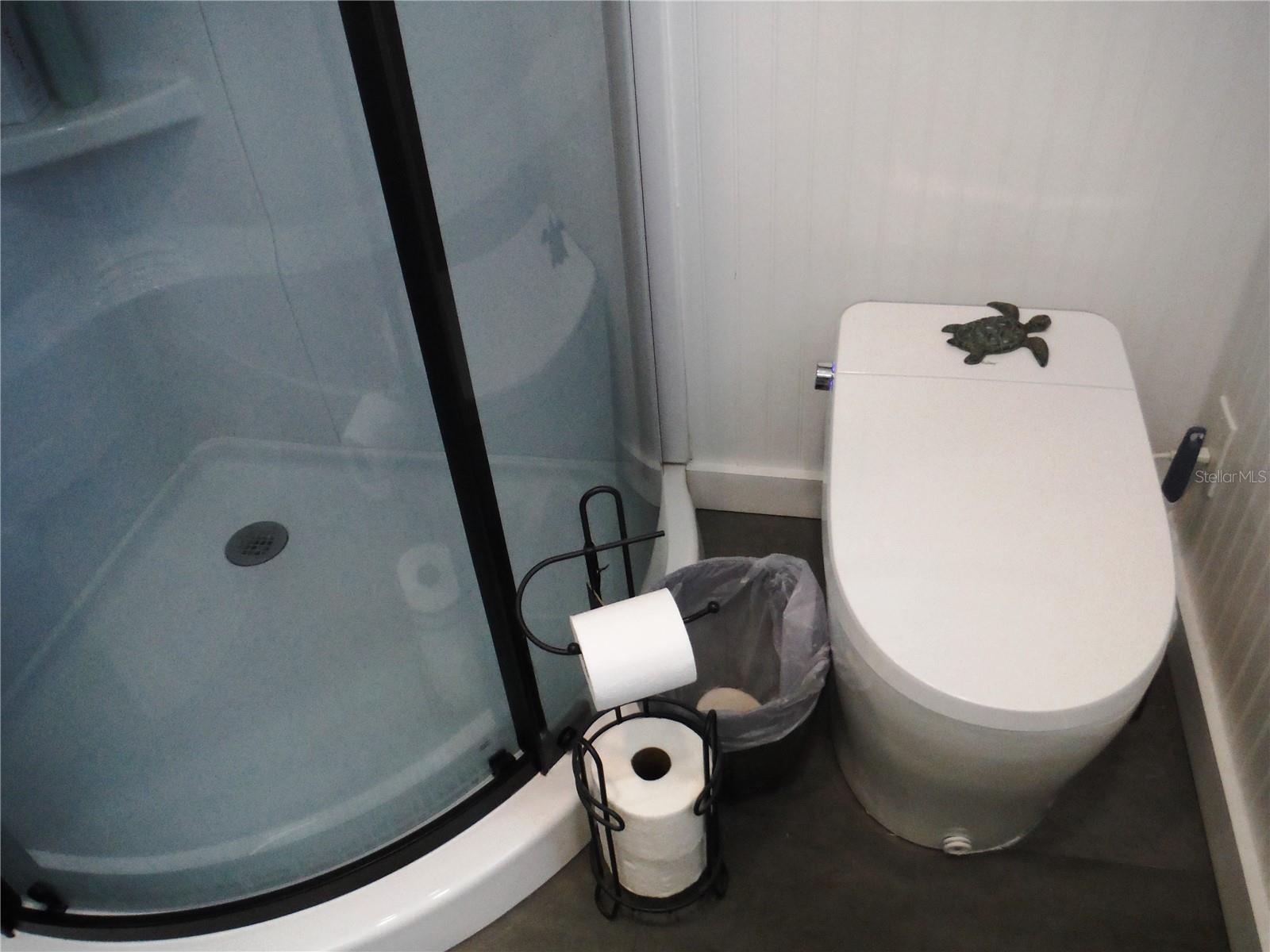 Image 30 of 55 For 168 Pinewood Terrace 104