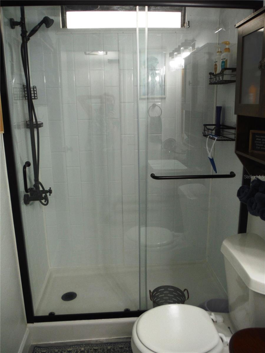 Image 31 of 55 For 168 Pinewood Terrace 104