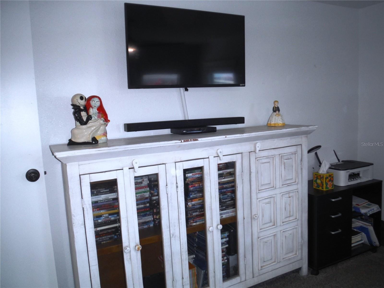 Image 33 of 55 For 168 Pinewood Terrace 104