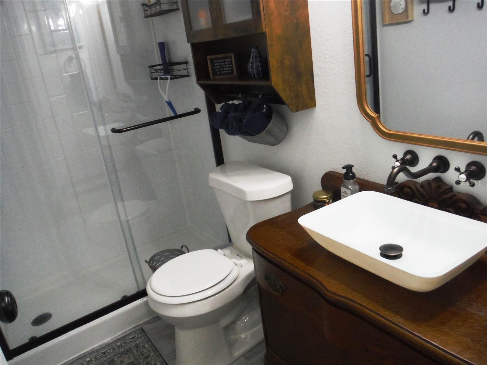 Image 35 of 55 For 168 Pinewood Terrace 104