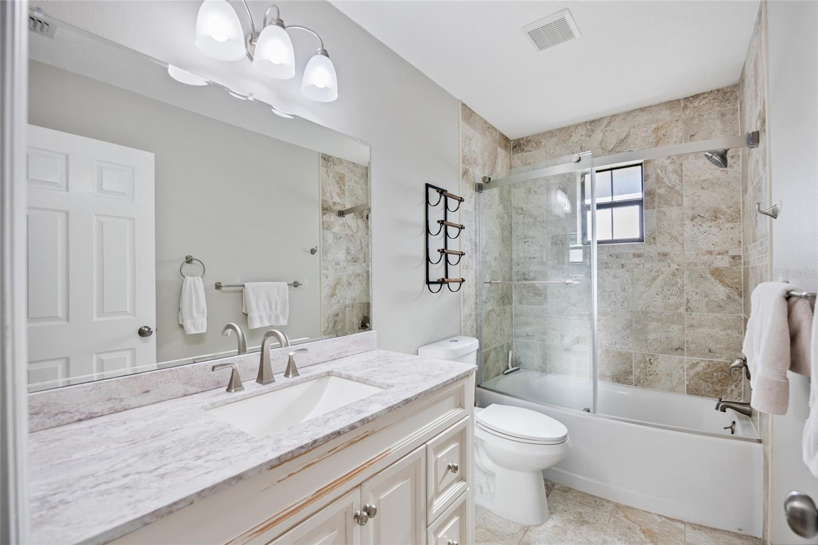 Image 16 of 29 For 6549 Foxmoor Drive