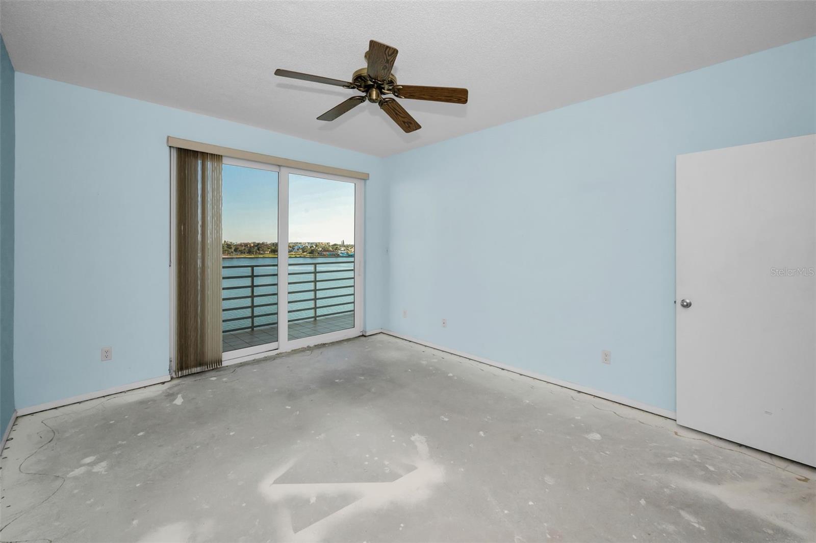 Image 17 of 53 For 7882 Sailboat Key Boulevard S 407