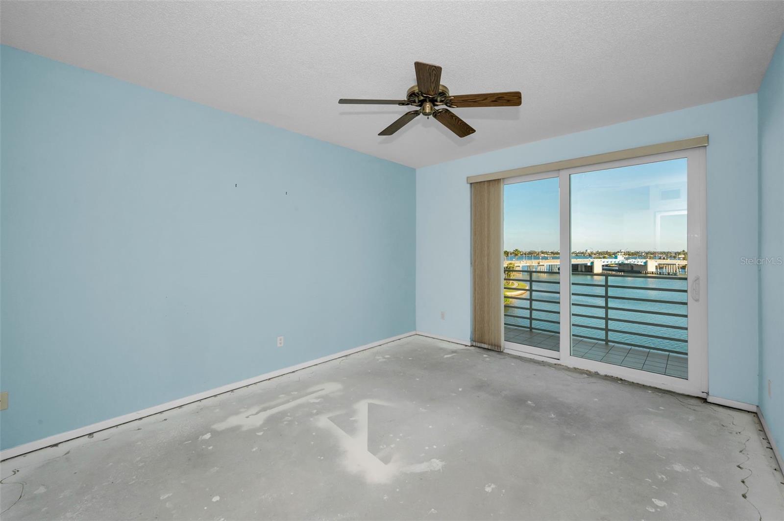 Image 18 of 53 For 7882 Sailboat Key Boulevard S 407