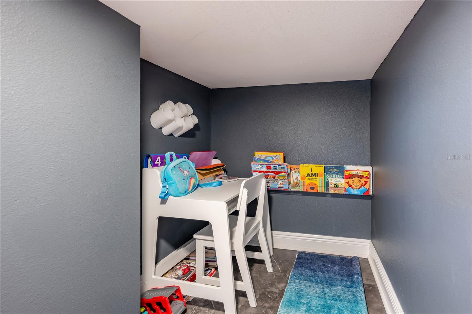Image 32 of 66 For 350 28th Street S