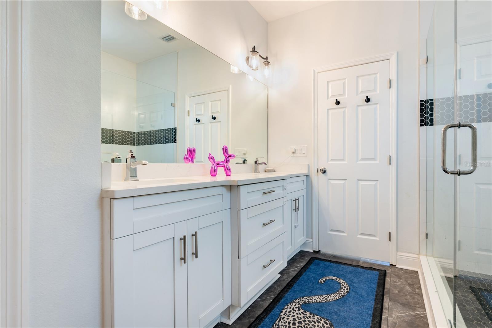 Image 40 of 66 For 350 28th Street S