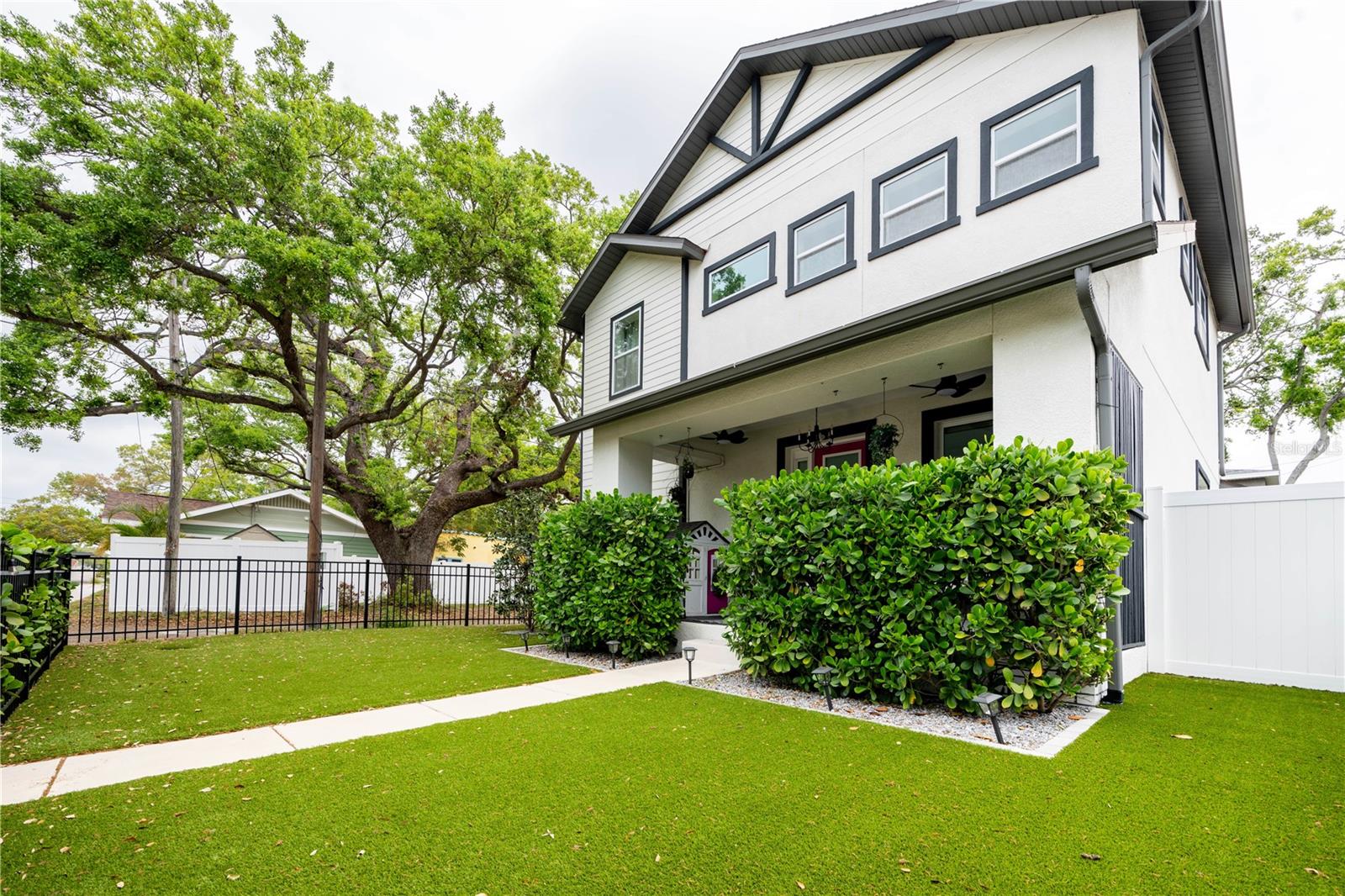 Image 7 of 66 For 350 28th Street S