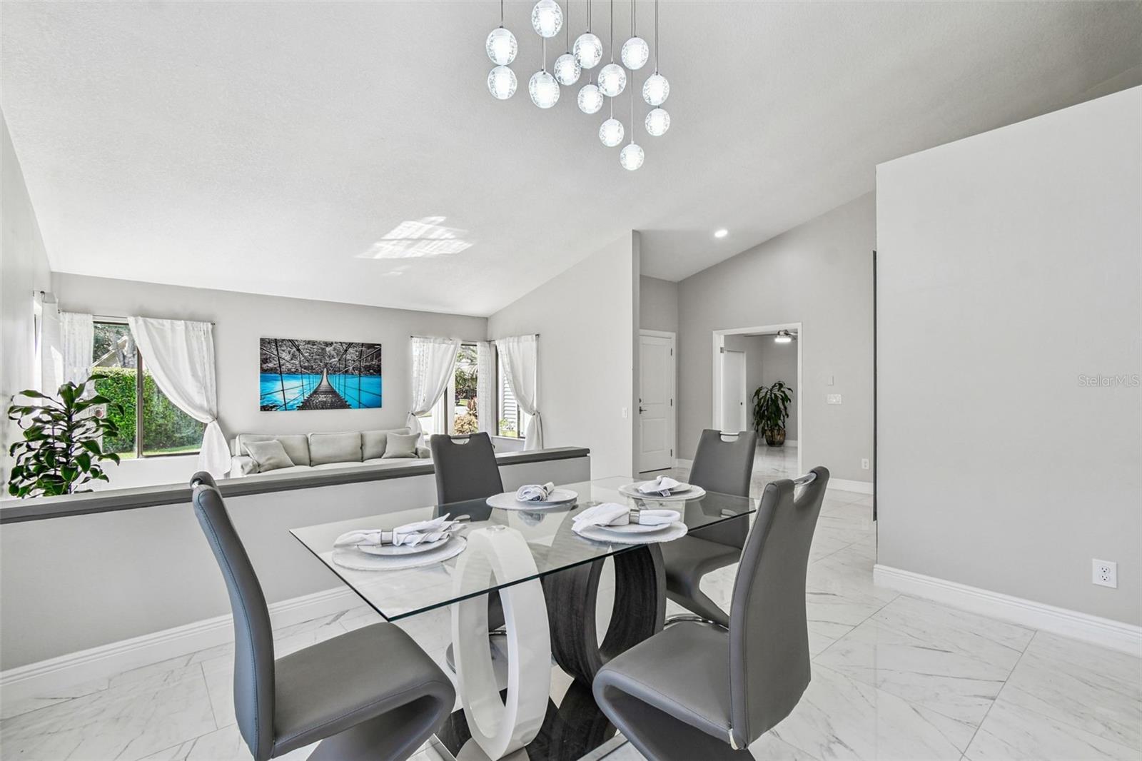Image 11 of 76 For 14603 Village Glen Circle