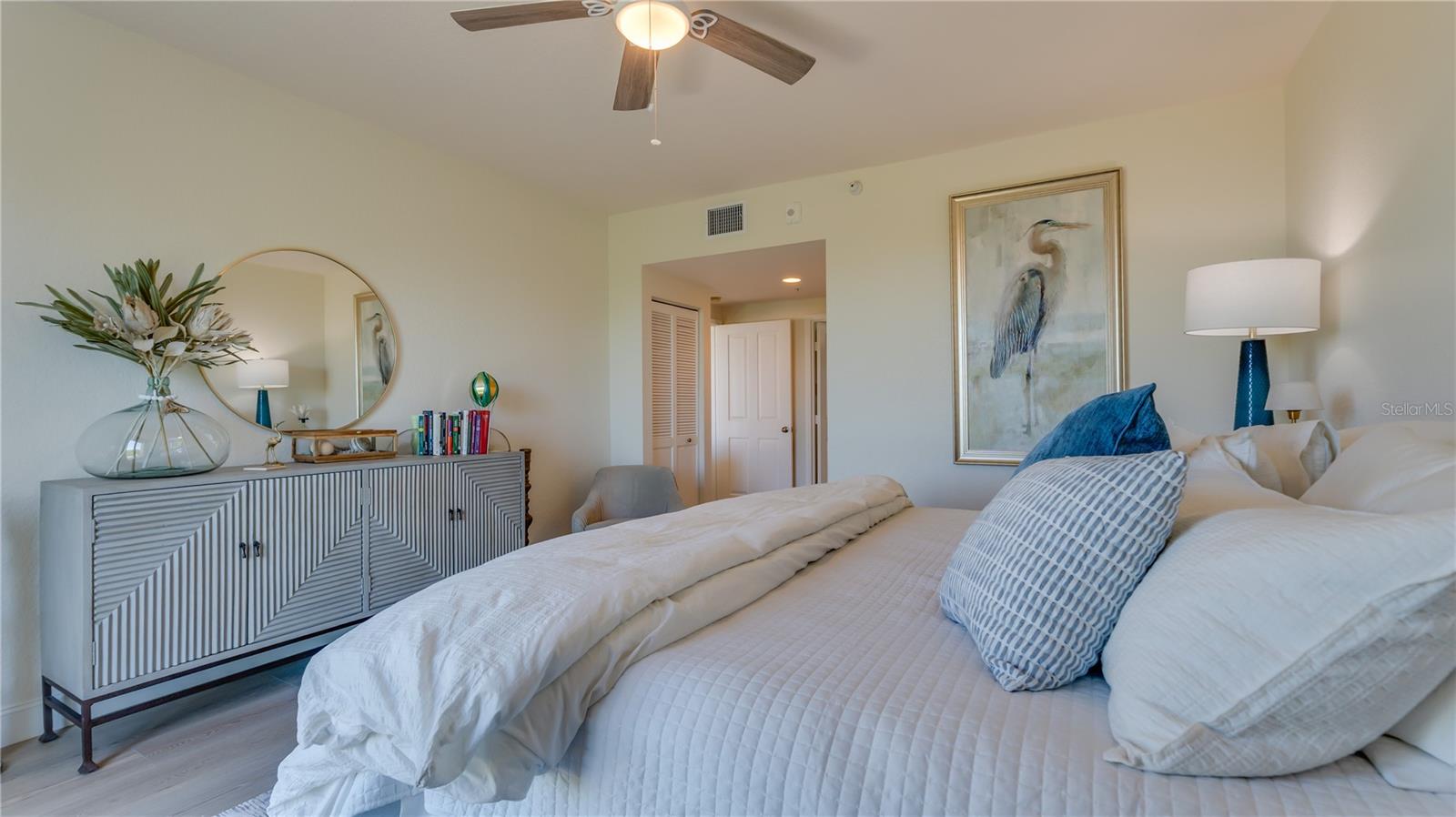 Image 26 of 73 For 4737 Dolphin Cay Lane S 107