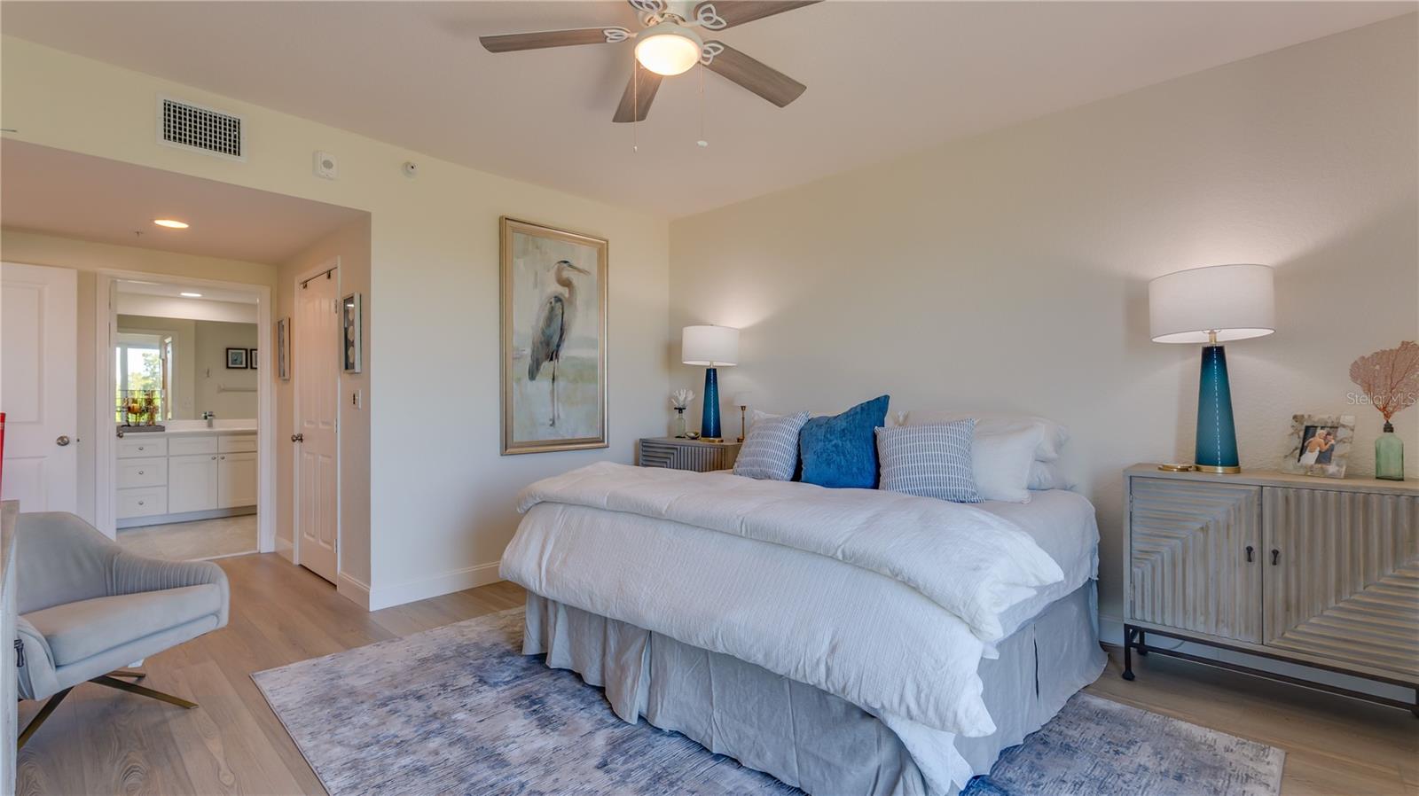 Image 27 of 73 For 4737 Dolphin Cay Lane S 107