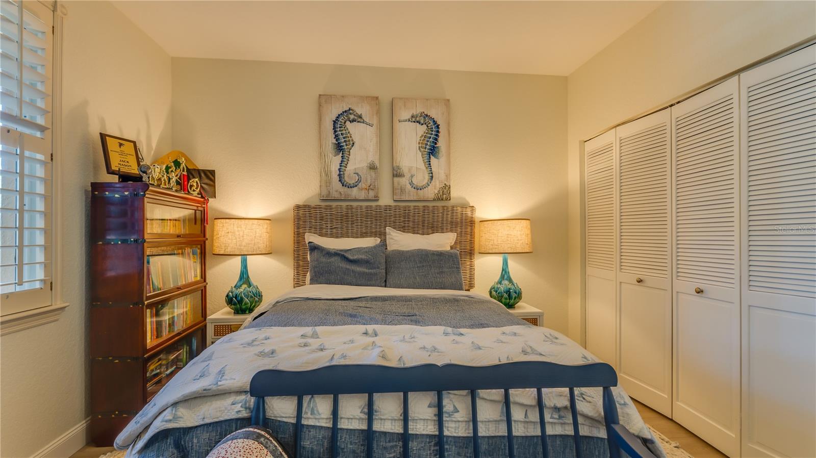Image 32 of 73 For 4737 Dolphin Cay Lane S 107