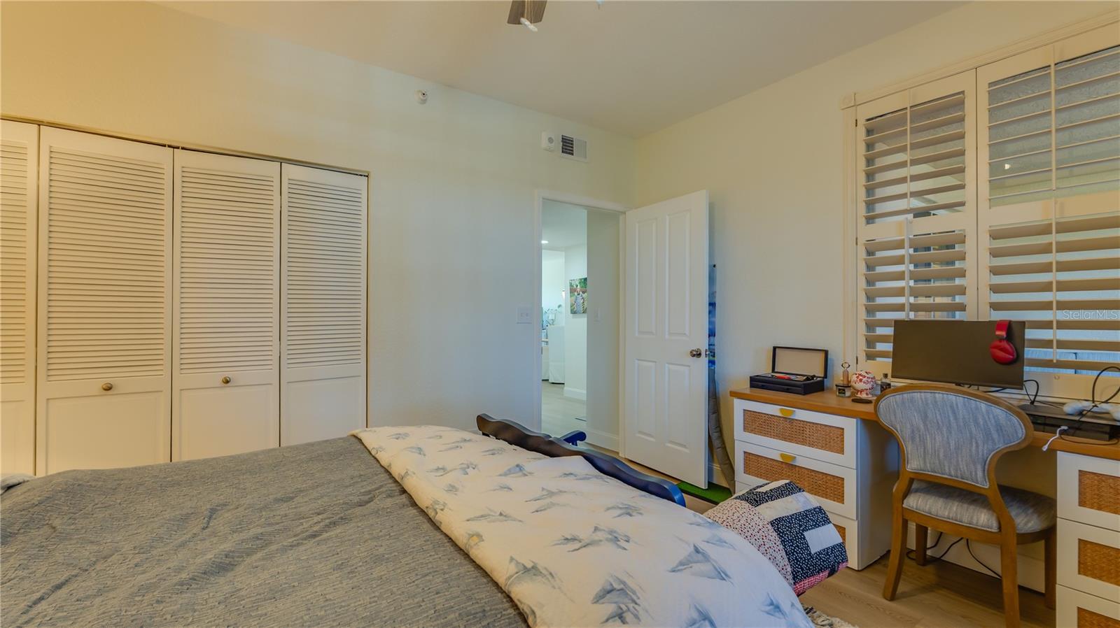 Image 35 of 73 For 4737 Dolphin Cay Lane S 107