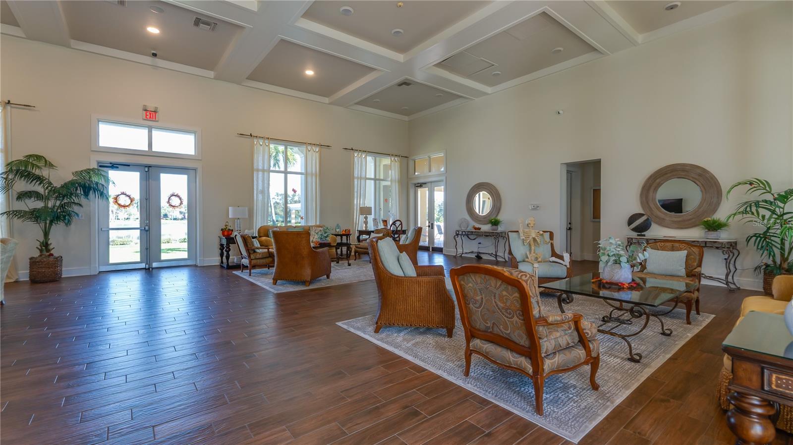 Image 54 of 73 For 4737 Dolphin Cay Lane S 107