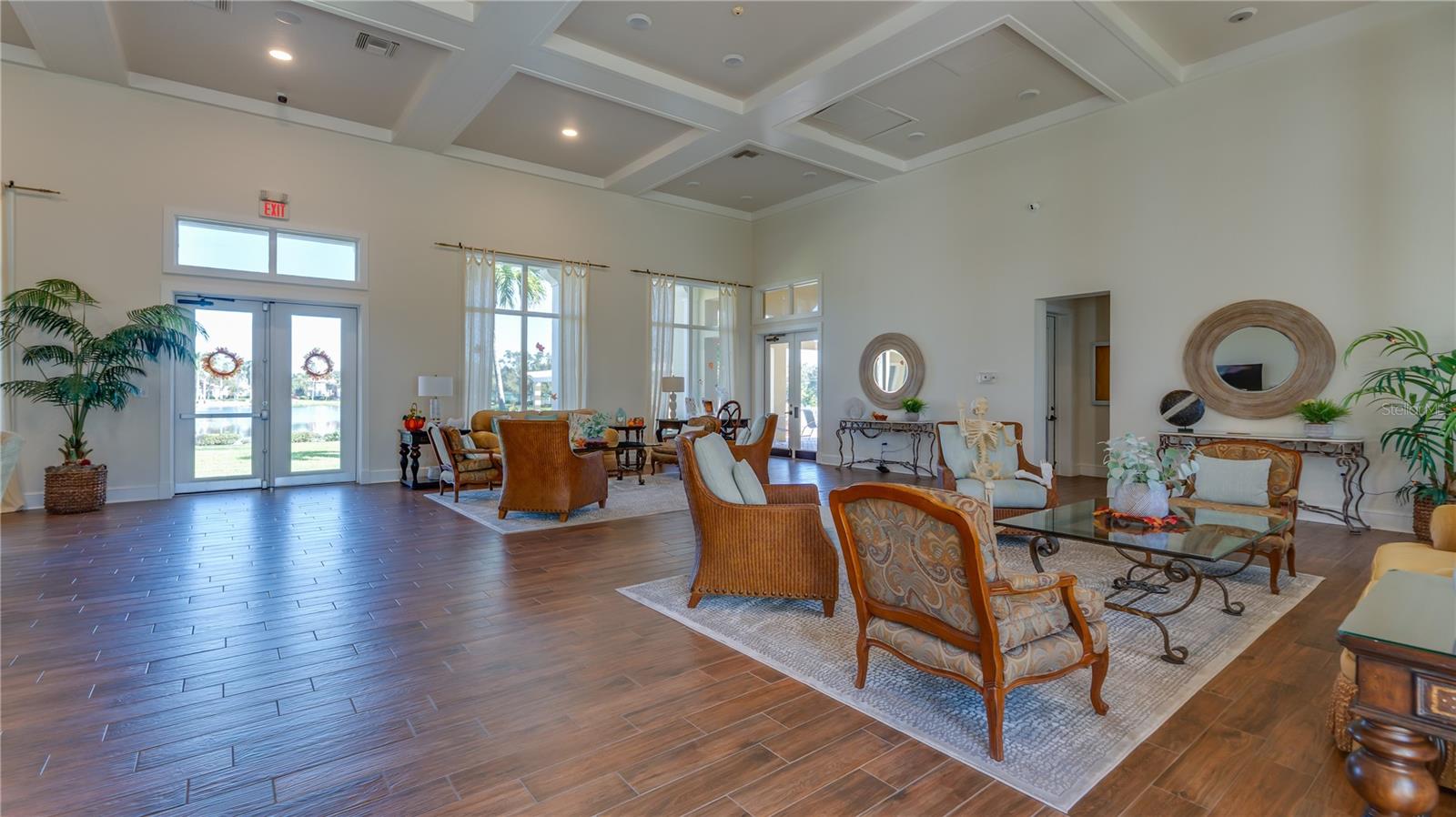 Image 55 of 73 For 4737 Dolphin Cay Lane S 107