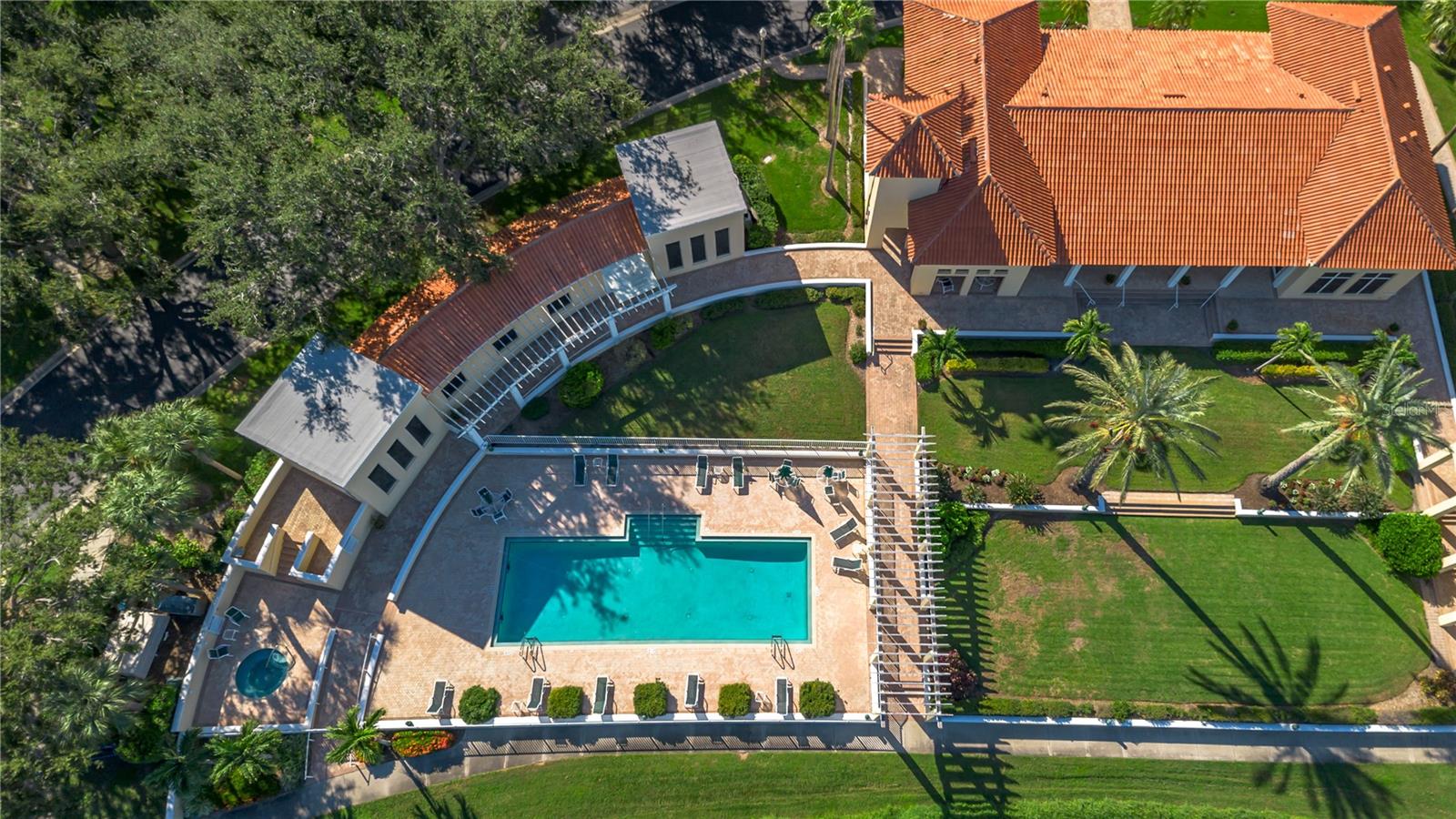 Image 69 of 73 For 4737 Dolphin Cay Lane S 107