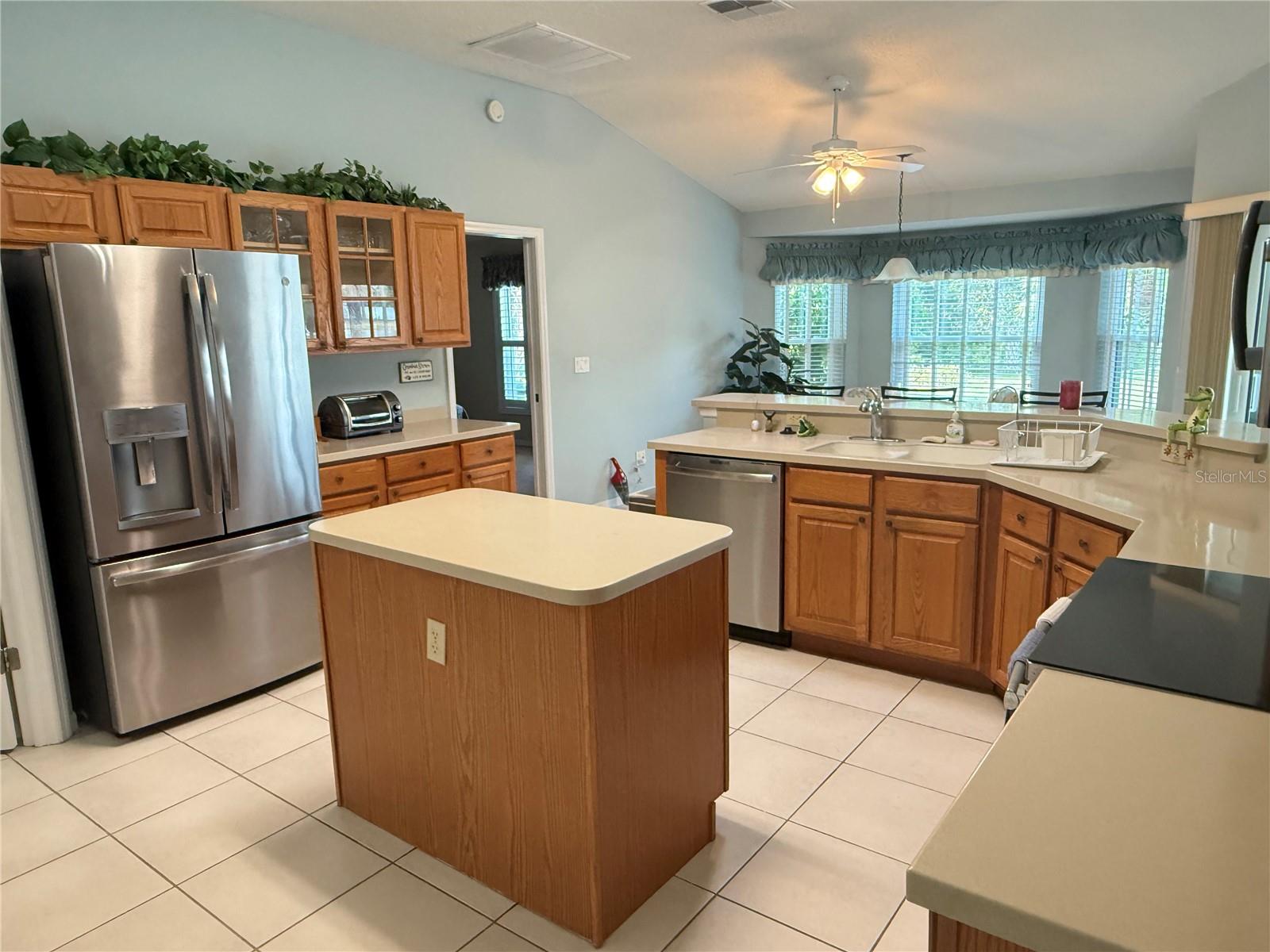 Image 13 of 45 For 2214 North Creek Court