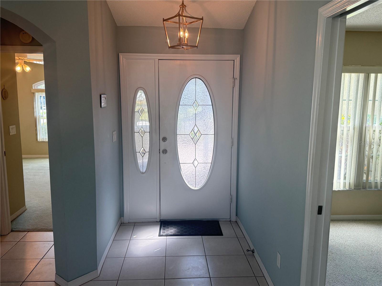 Image 7 of 45 For 2214 North Creek Court