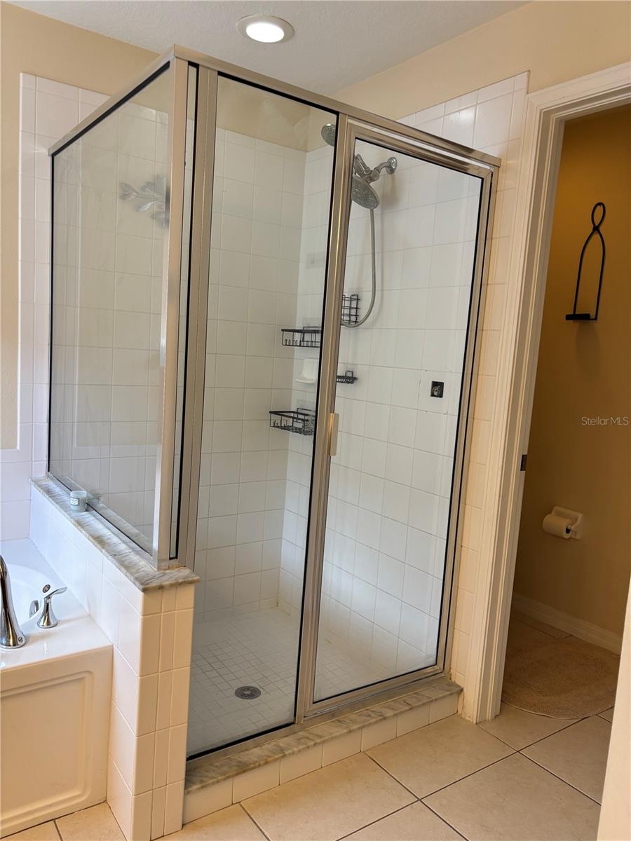 Image 20 of 27 For 10742 Shady Preserve Drive