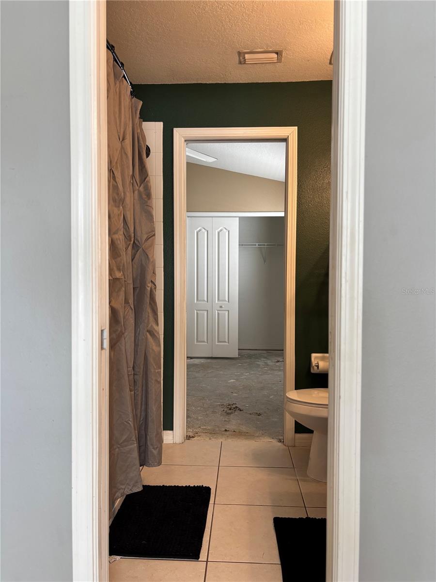 Image 23 of 27 For 10742 Shady Preserve Drive