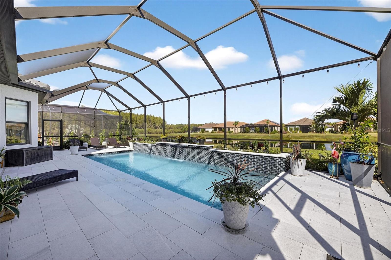 Listing photo id 0 for 11121 Egeria Drive