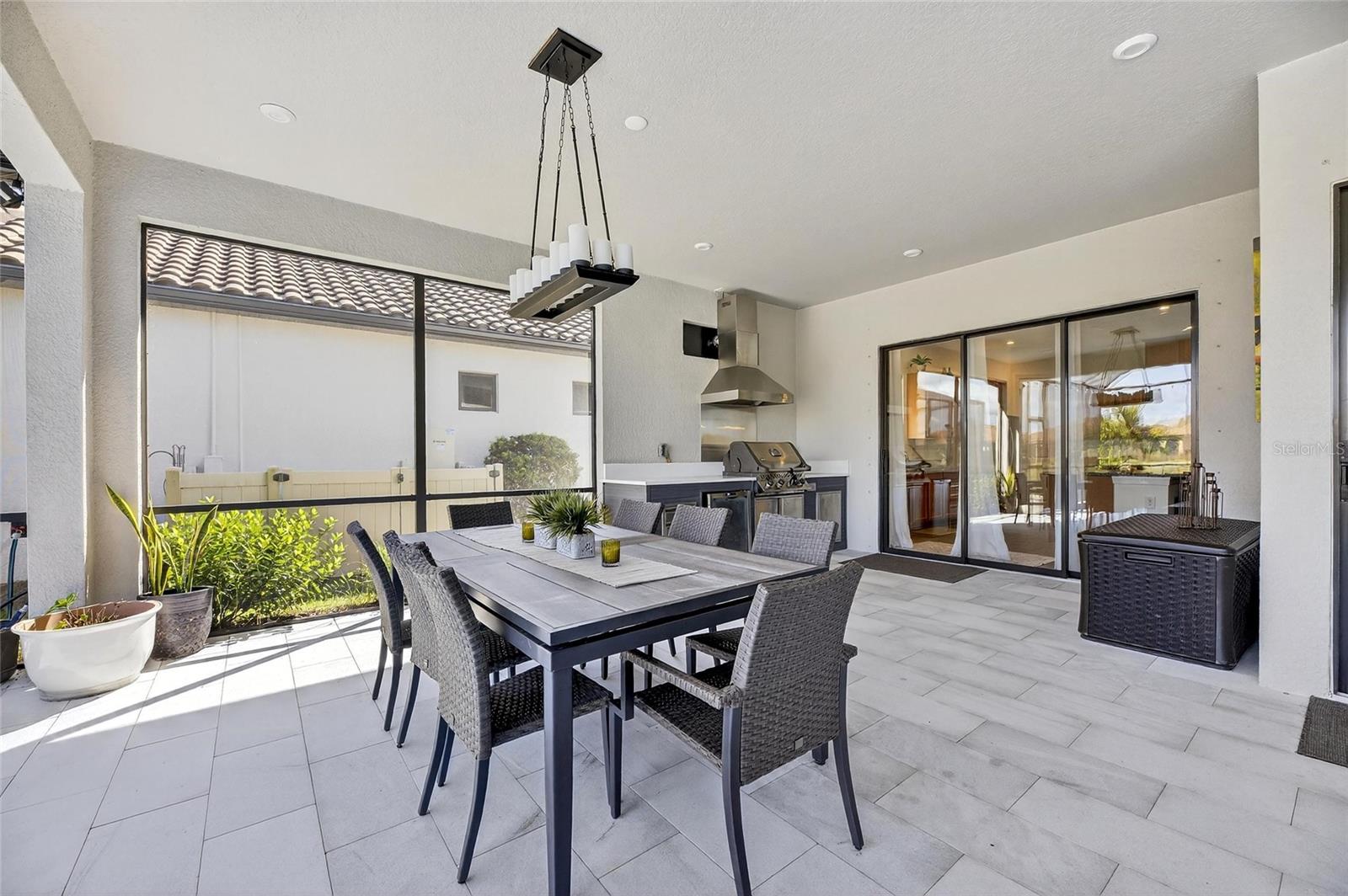 Listing photo id 56 for 11121 Egeria Drive