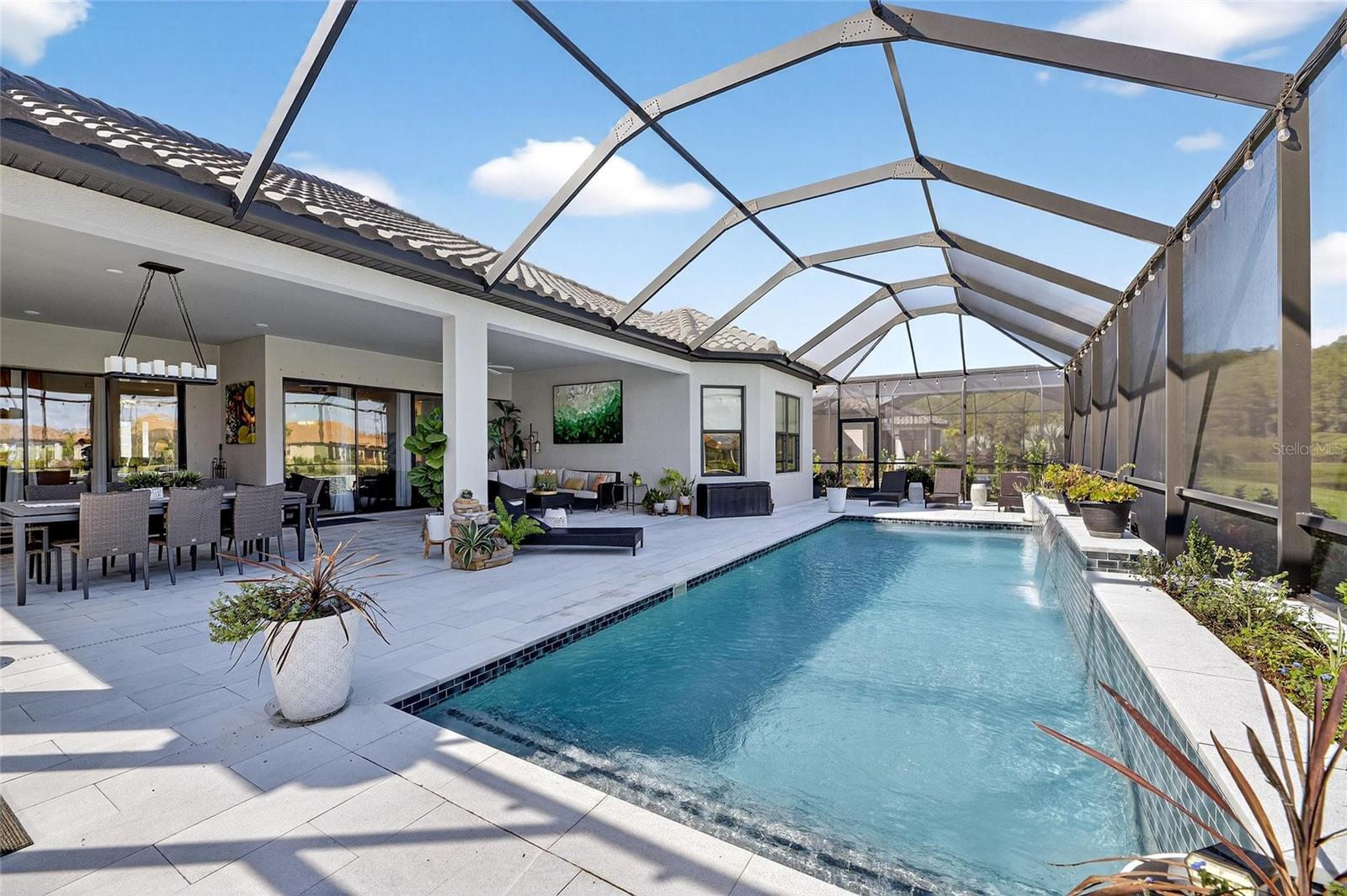 Listing photo id 59 for 11121 Egeria Drive