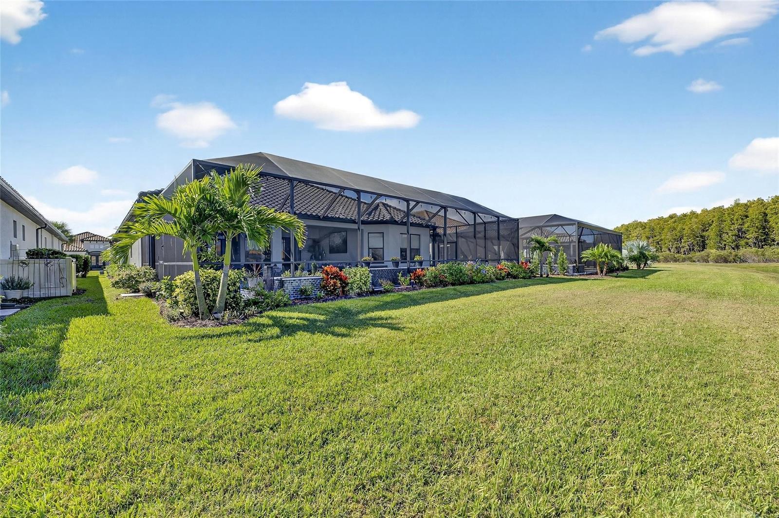 Listing photo id 61 for 11121 Egeria Drive