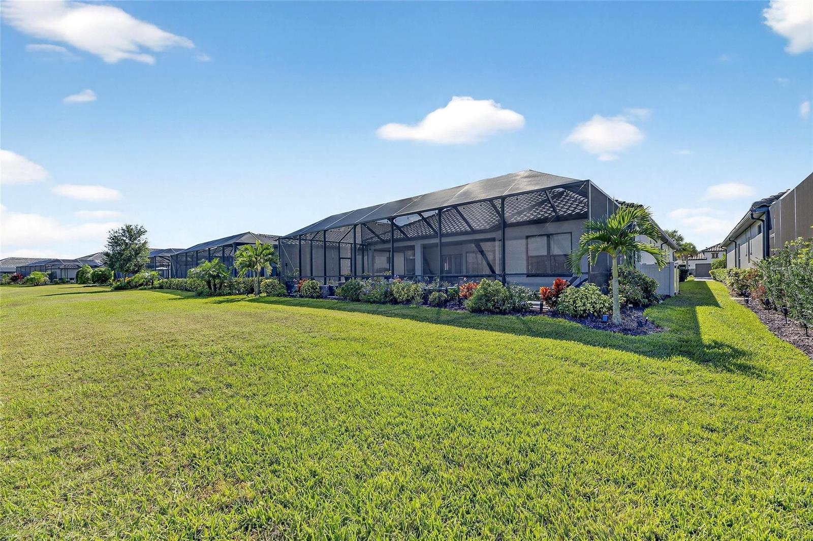 Listing photo id 63 for 11121 Egeria Drive