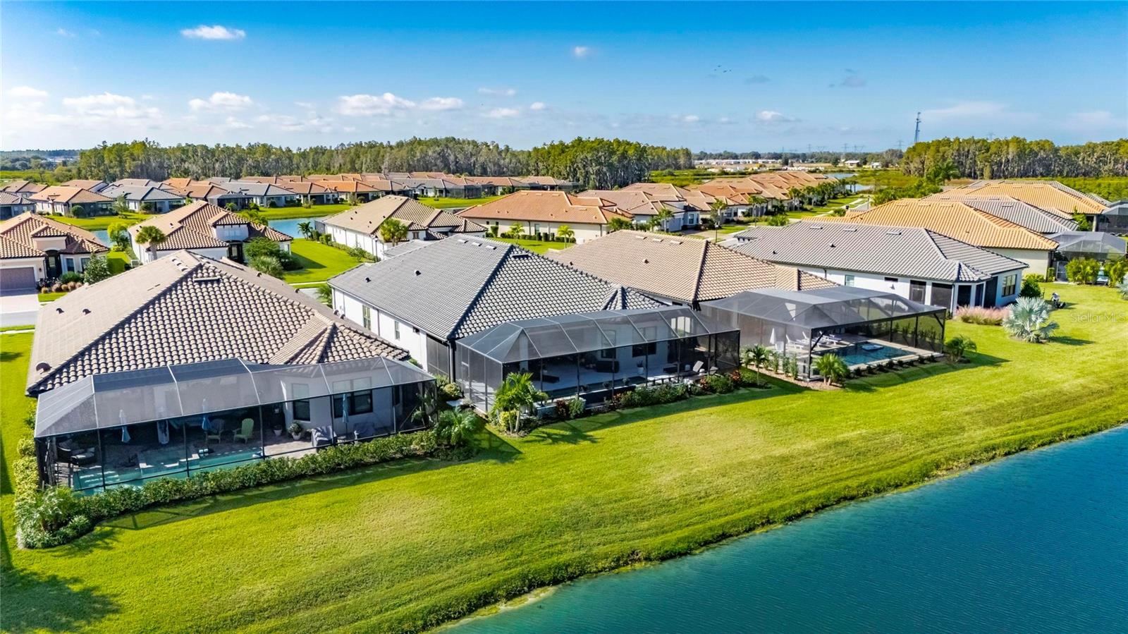 Listing photo id 65 for 11121 Egeria Drive