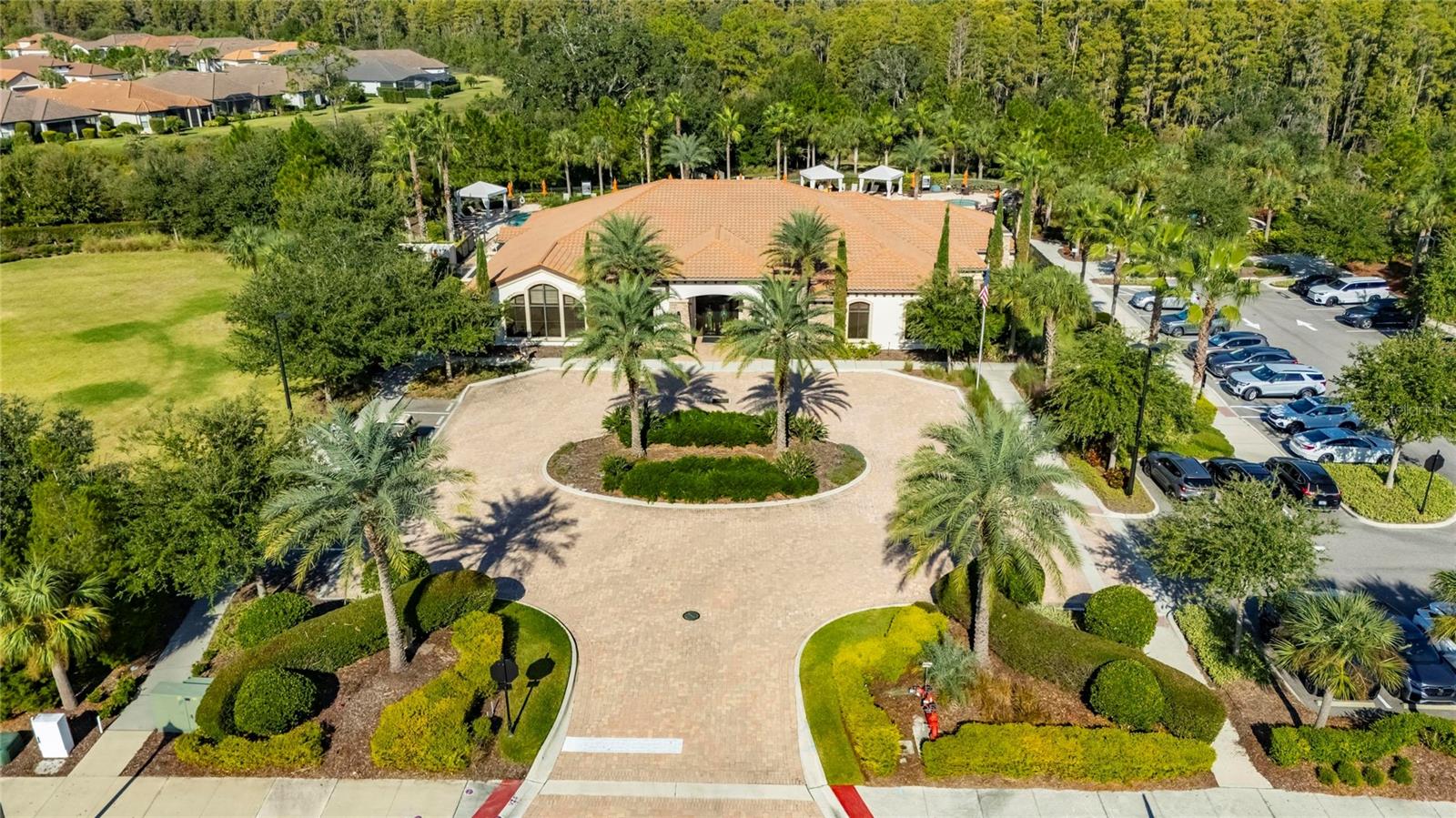 Listing photo id 66 for 11121 Egeria Drive