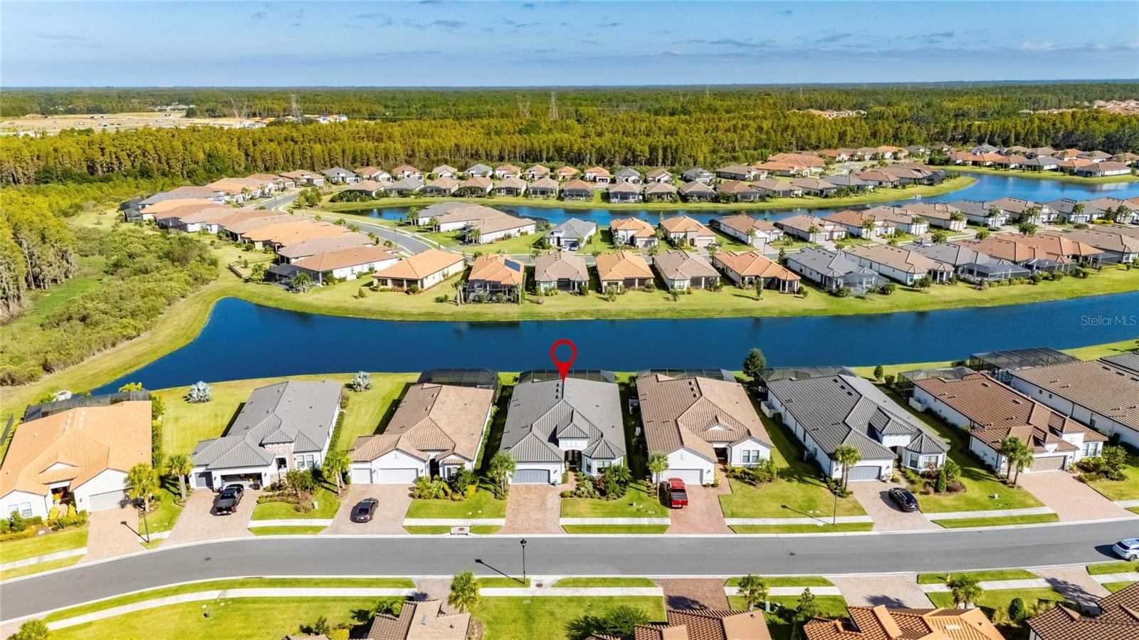 Listing photo id 81 for 11121 Egeria Drive
