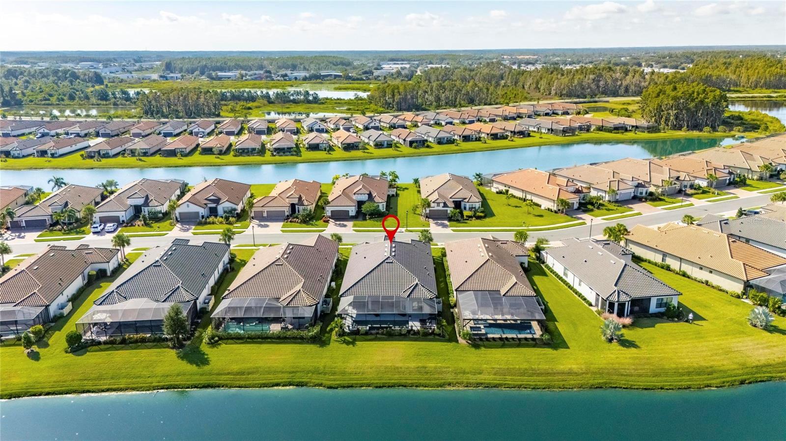 Listing photo id 91 for 11121 Egeria Drive